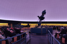 ASTRONOMIAREN HASTAPEN IKASTAROA BUELTAN DA