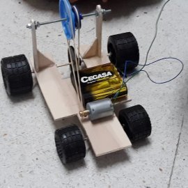 Proyecto coche de madera/cartn con motor elctrico y reductora