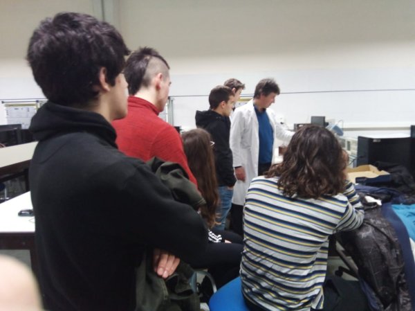Laikasat: Visita a la UPNA