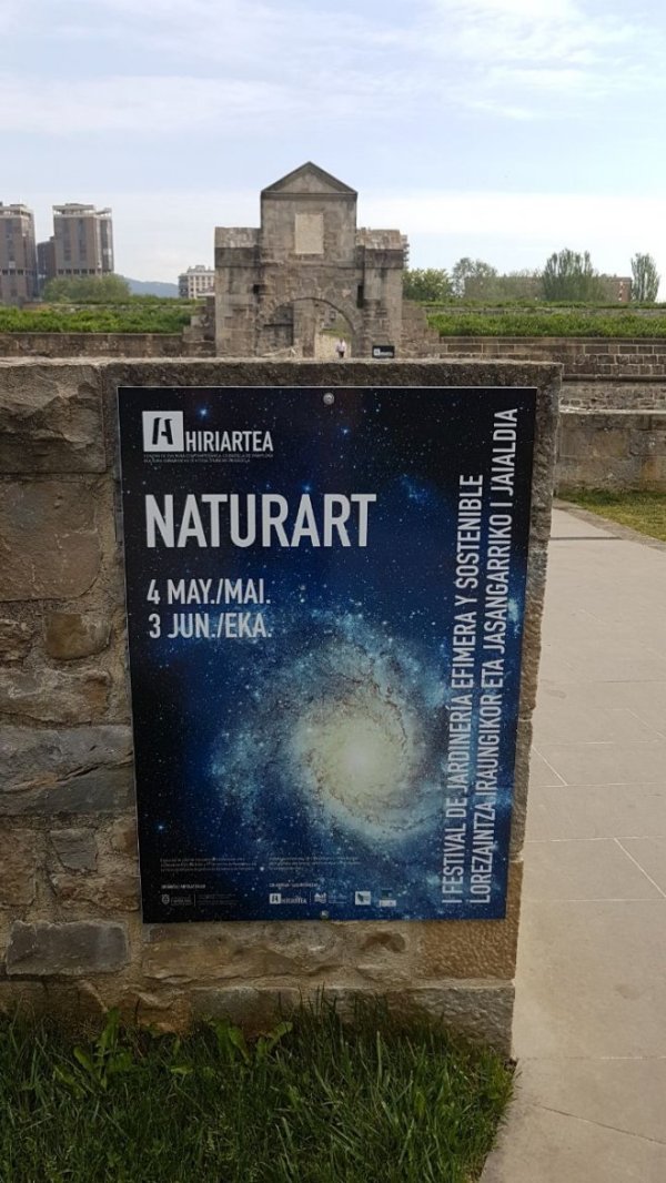 Naturart: astronoma en jardines efmeros