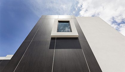 Envolvente Neolith: arquitectura e interiorismo sostenible