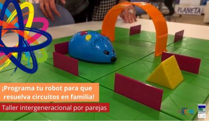 Programa tu robot para que resuelva circuitos en familia