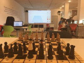 Educhess proiektuaren lehenbiziko tailerra Irueko Planetarioan