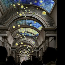 Noche estrellada en el museo